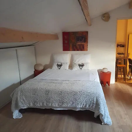 Hotes Hodinový hotel Le Bosc (Herault)